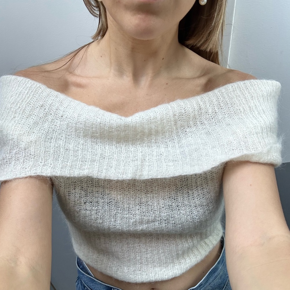 White Gimaguas off the shoulder mohair sweater